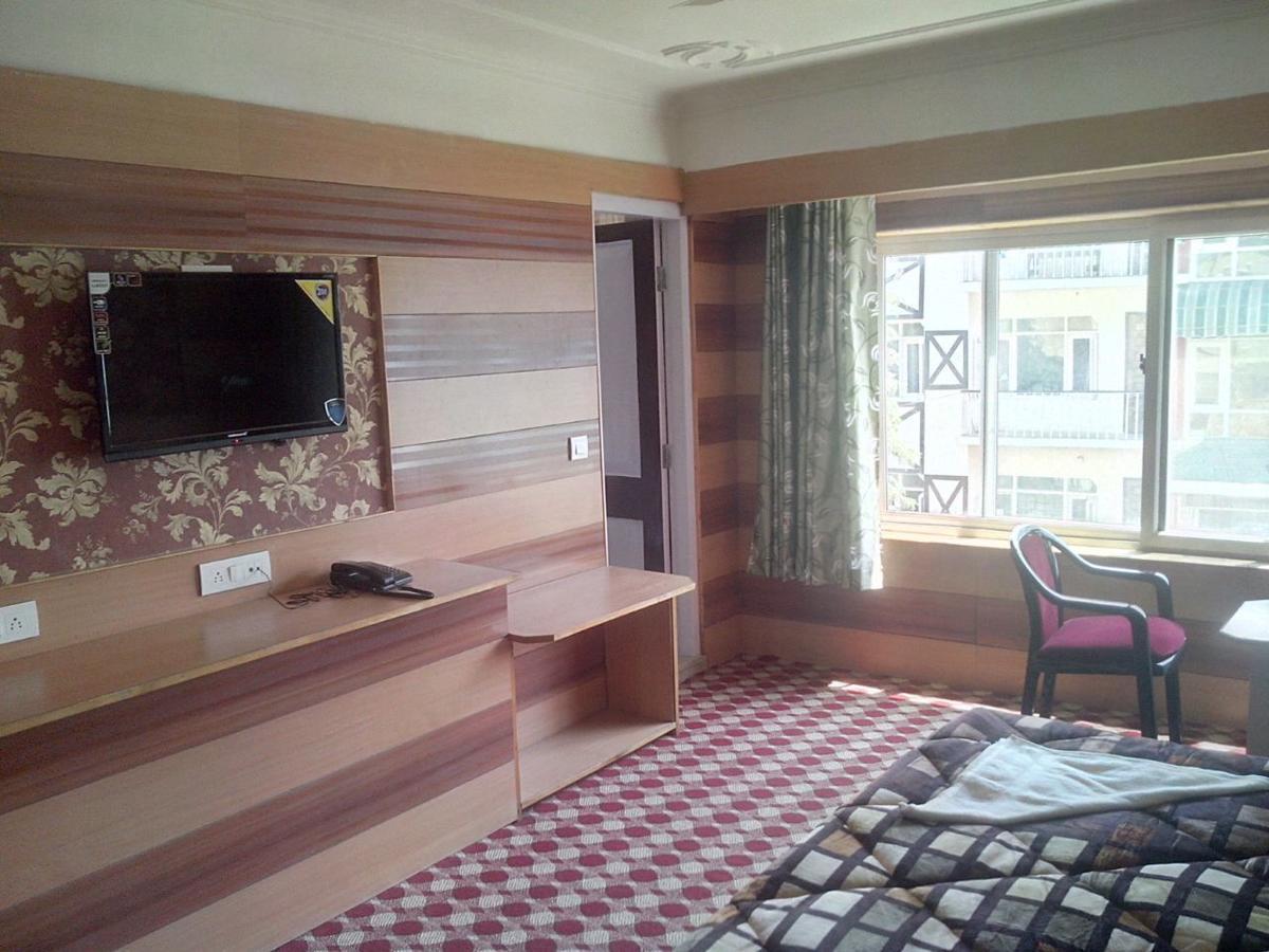 Royal Star Inn Srīnagar Dış mekan fotoğraf