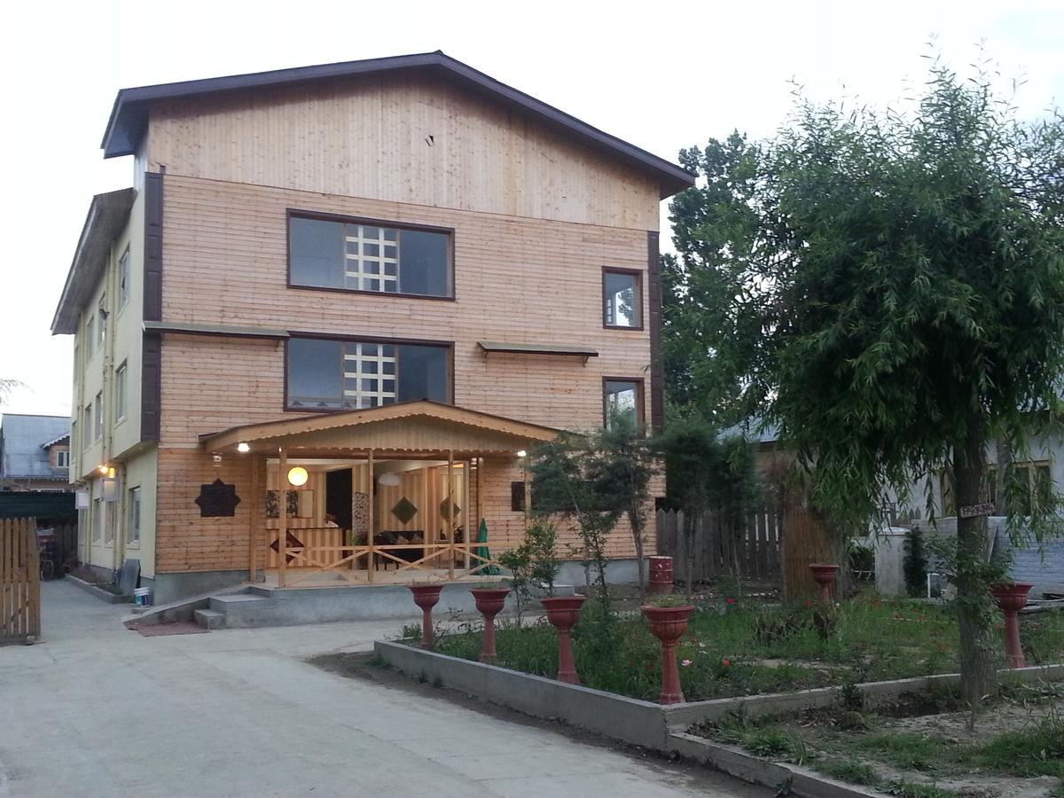 Royal Star Inn Srīnagar Dış mekan fotoğraf